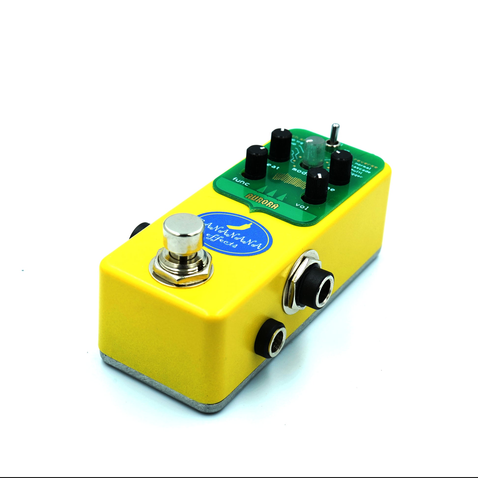 Bananana Effects Aurora Pitch-Shifting Delay Pedal – Soft Noise Audio