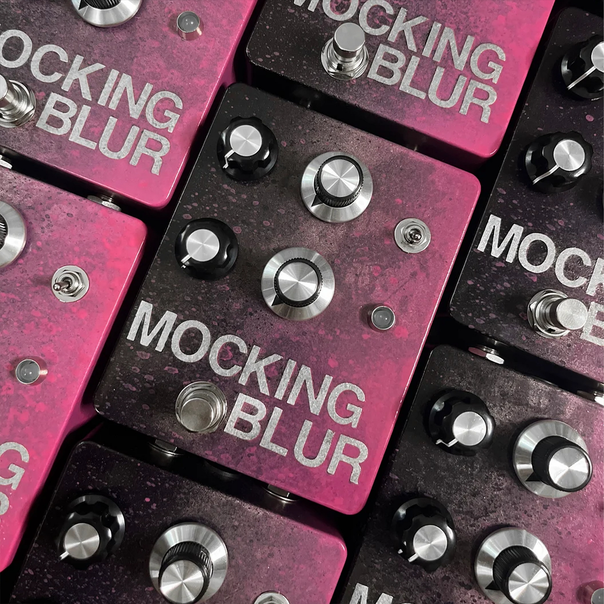 Non-Human Audio Mocking Blur - Weird Delay Pedal