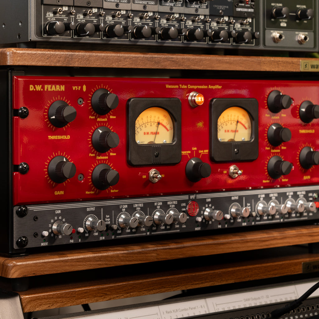 D.W. Fearn VT-7 COMP