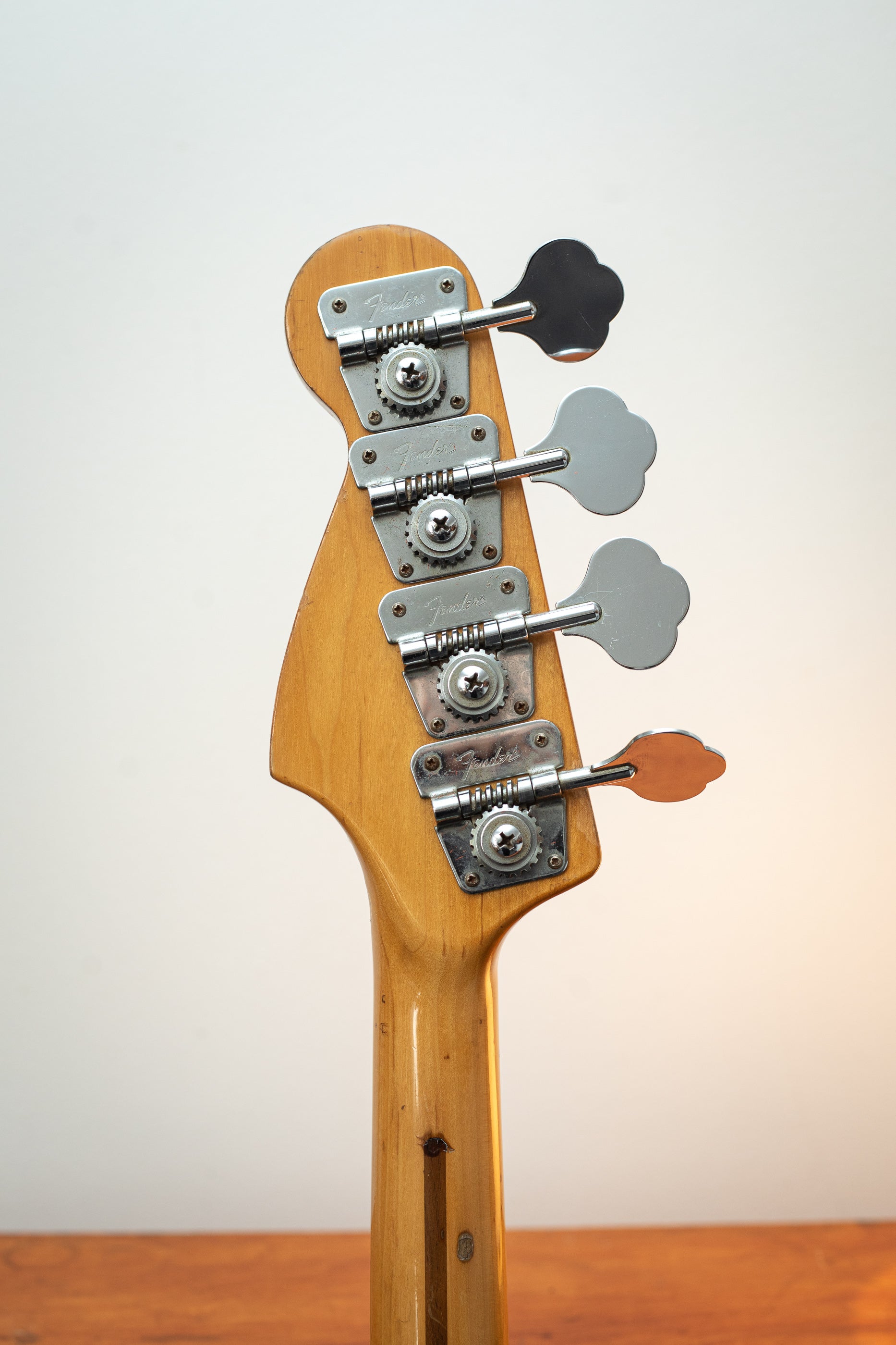 Fender Jazz Bass - Sea Foam Green MODIFIED (1975/76)