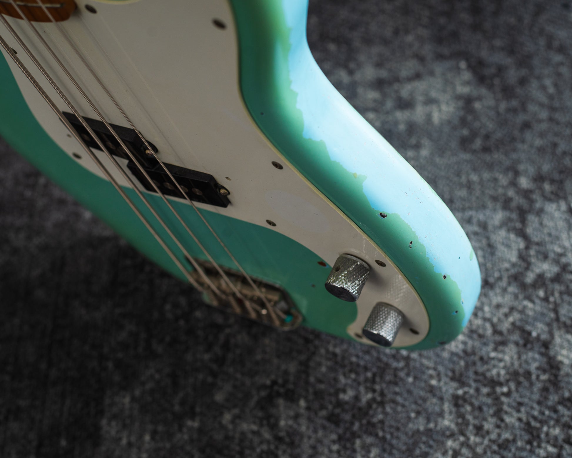 Fender Precision PB57-700 - Sonic Blue (1990)