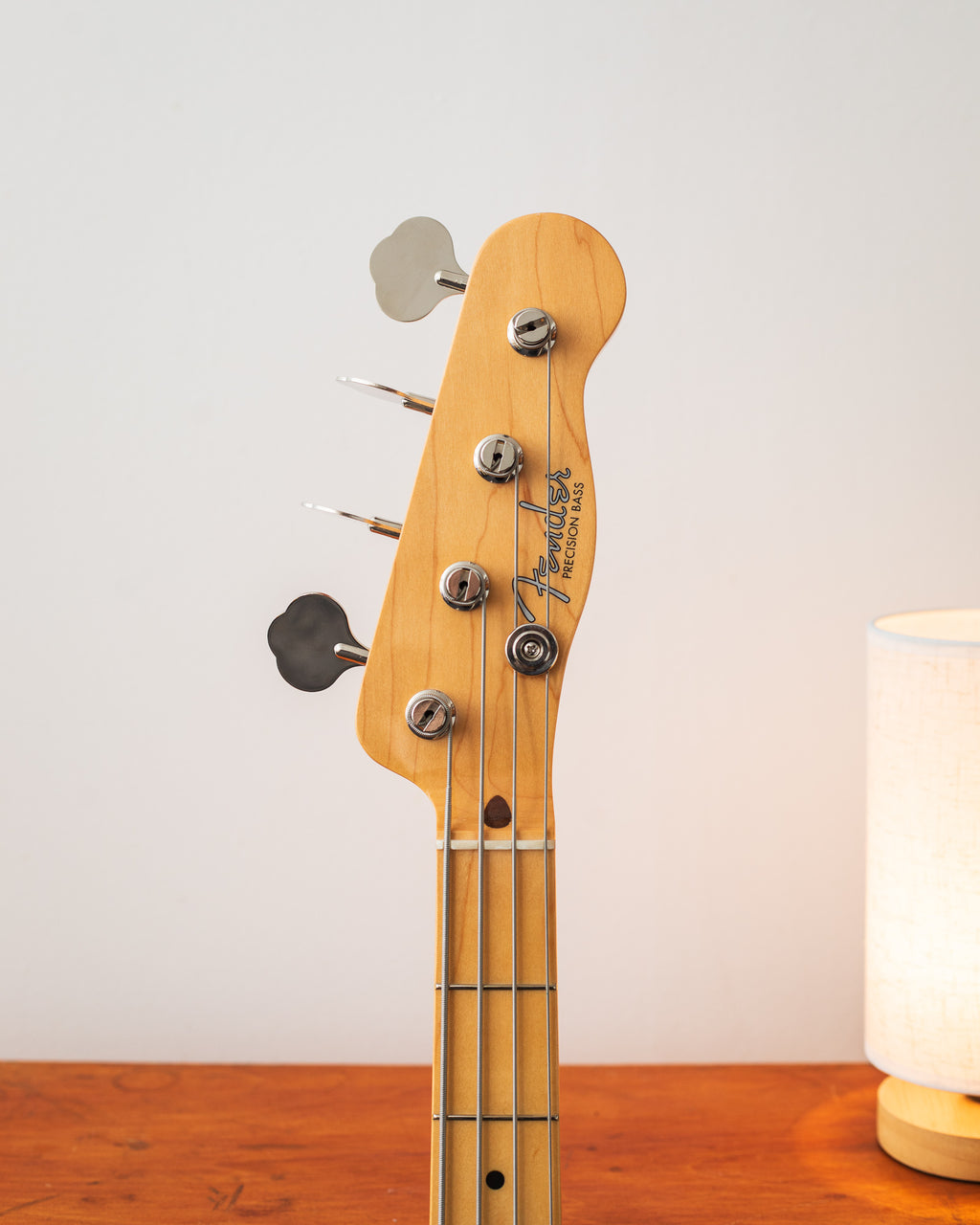Fender Japan Traditional 50's Precision Bass - 2 Tone Sunburst (2025)