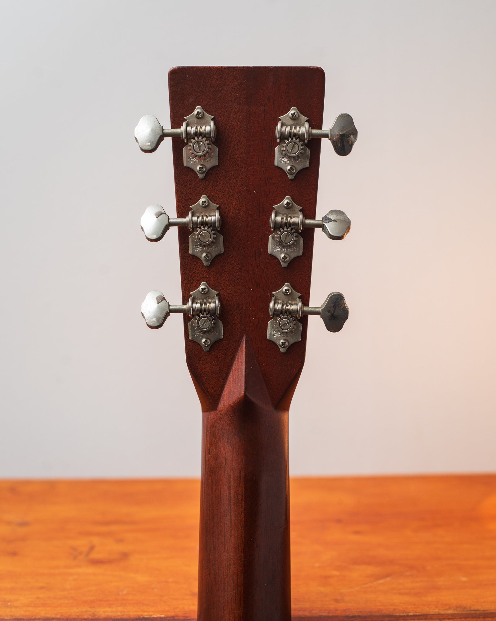 Martin HD-28v - Natural (2010's)