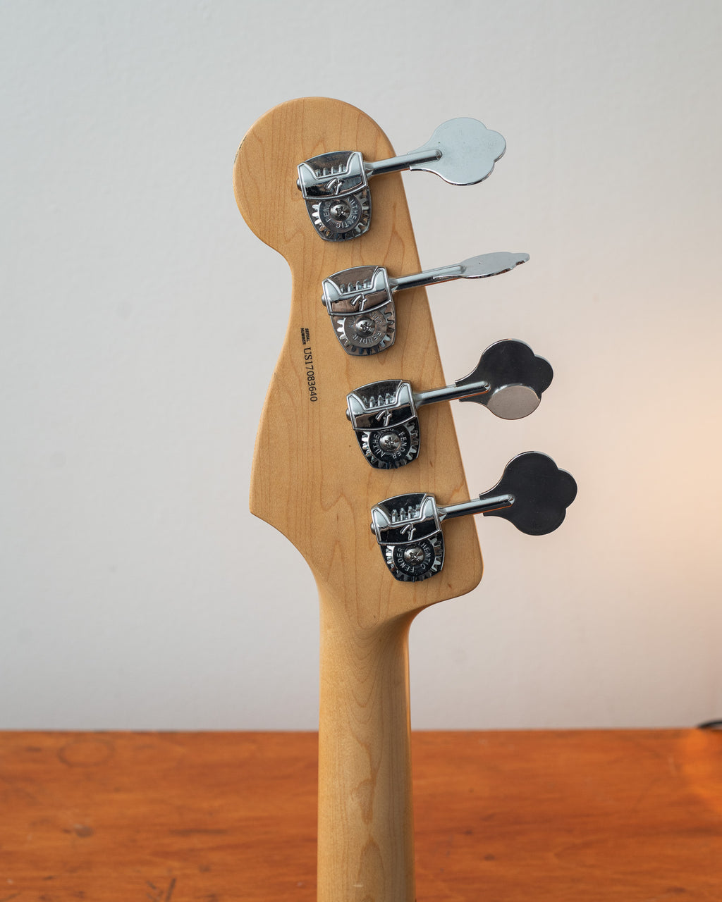 Fender American Pro Jazz Bass - Olympic White (2010's)