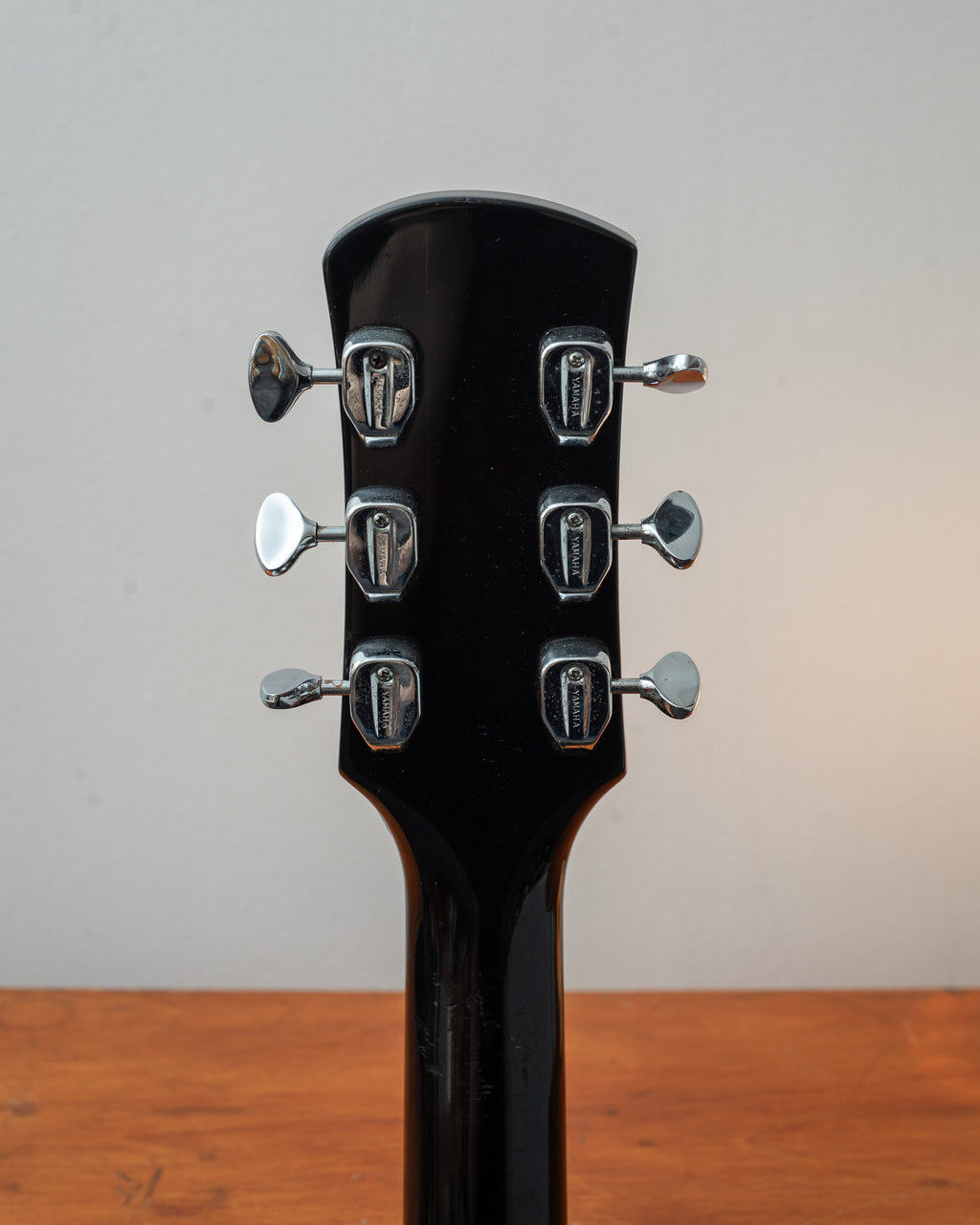 Yamaha AE11 - Sunburst (Early 70's)