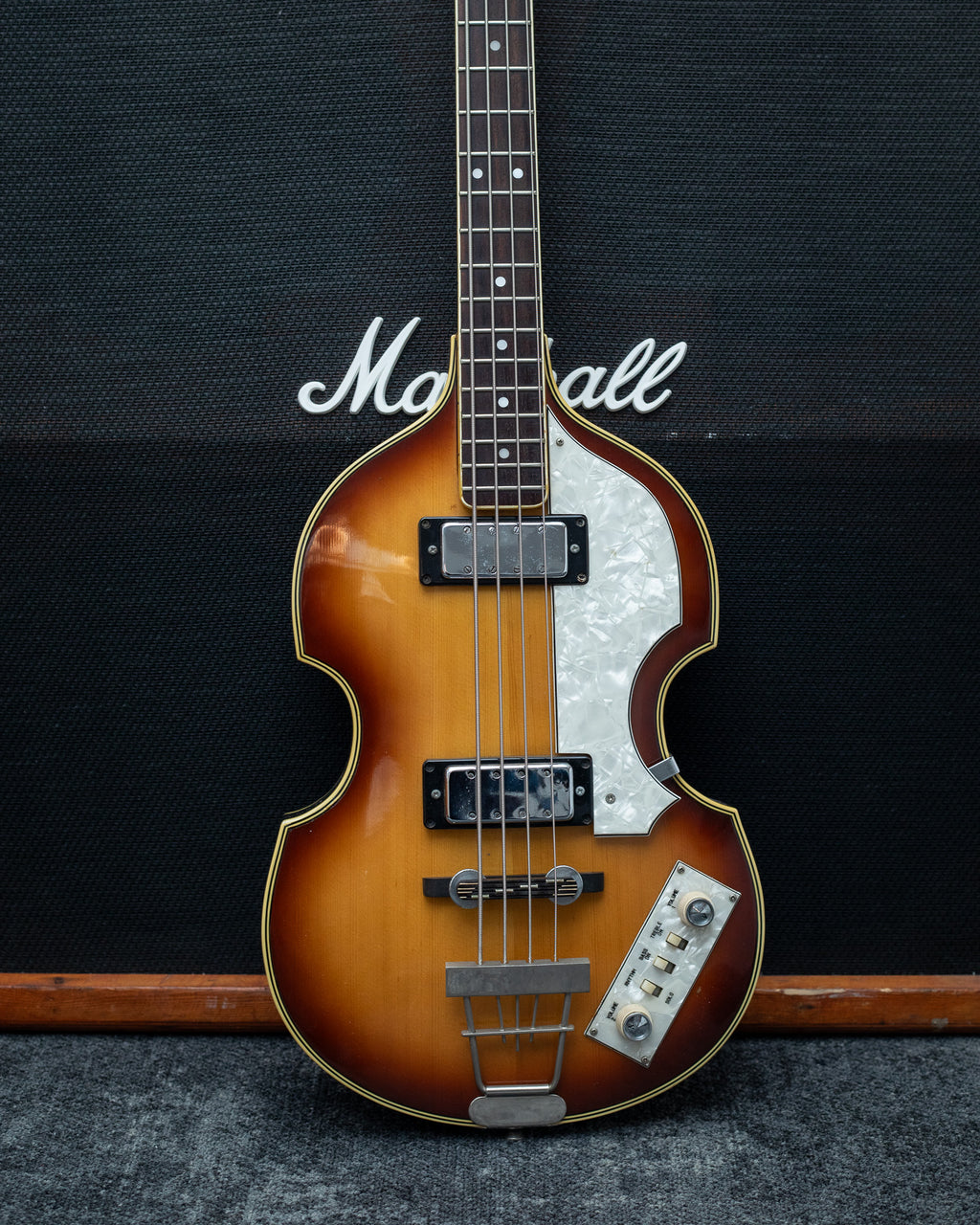 Greco Violin Bass - Sunburst (1977)