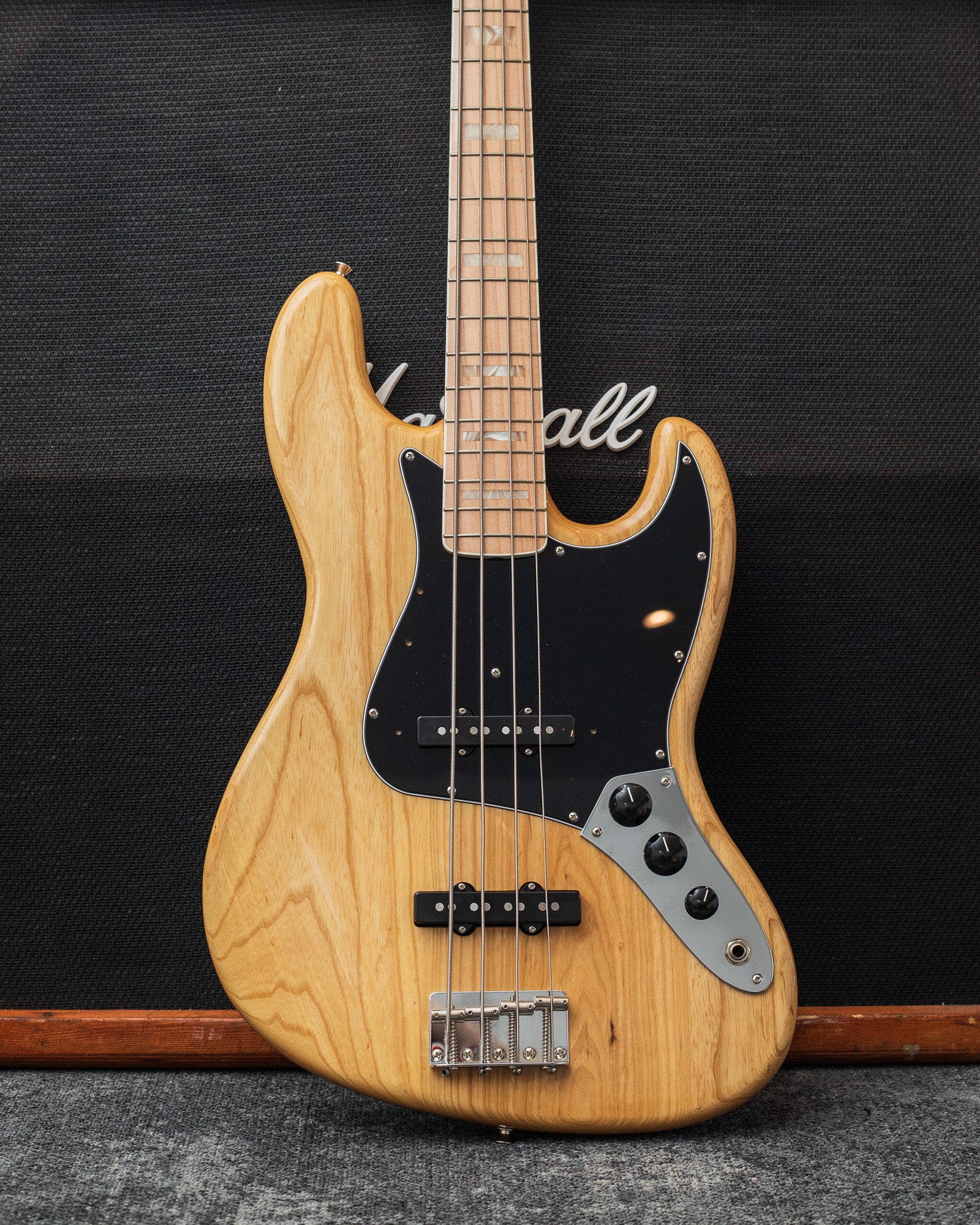 Fender Heritage 70s Jazz Bass（Natural） Fender Japan Heritage 70s Jazz Bass - Natural (2022) – Soft Noise