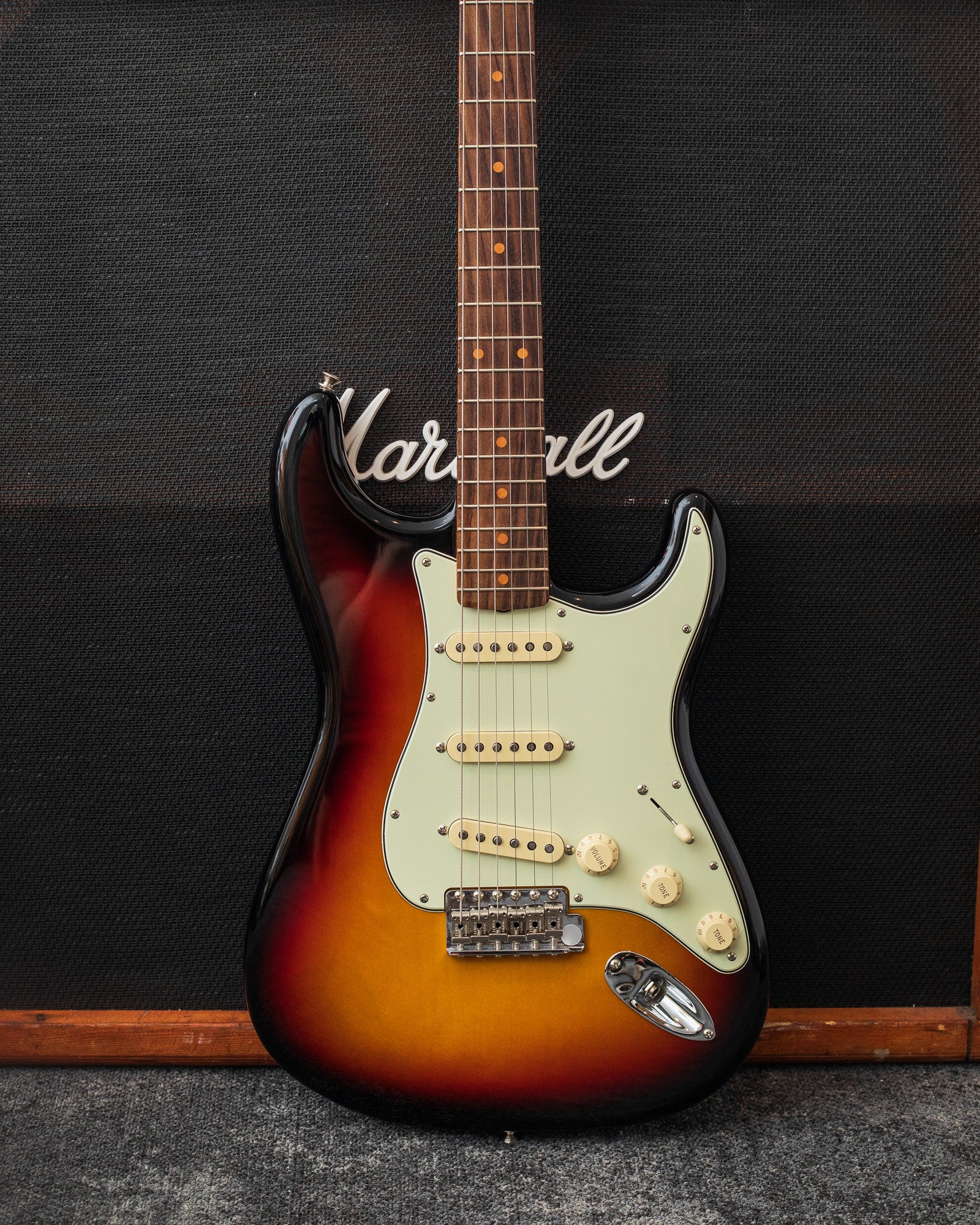 Fender American Vintage II 61 Stratocaster - 3-Tone Sunburst (2025)