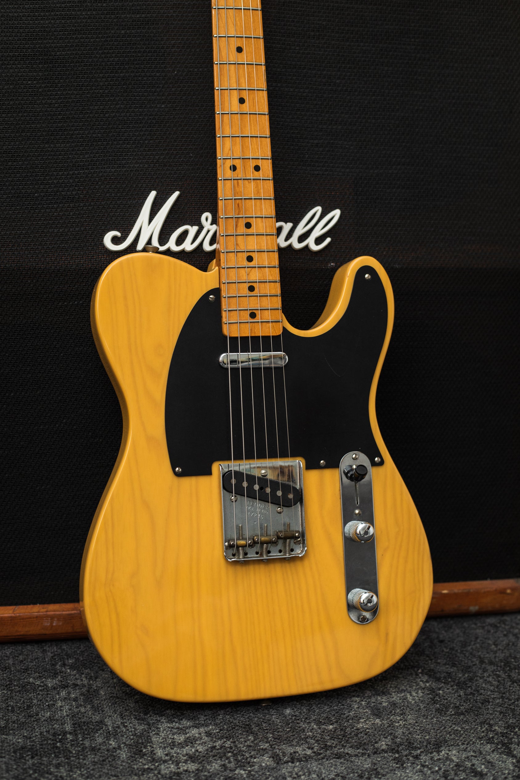 Fender American Vintage '52 Telecaster with Japanese Body - Butterscotch Blonde (1992)