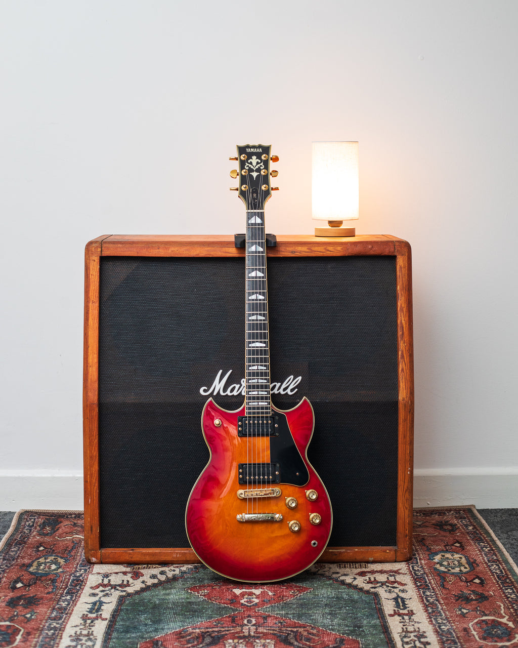 Yamaha SG-1000 - Cherry Sunburst (1982)