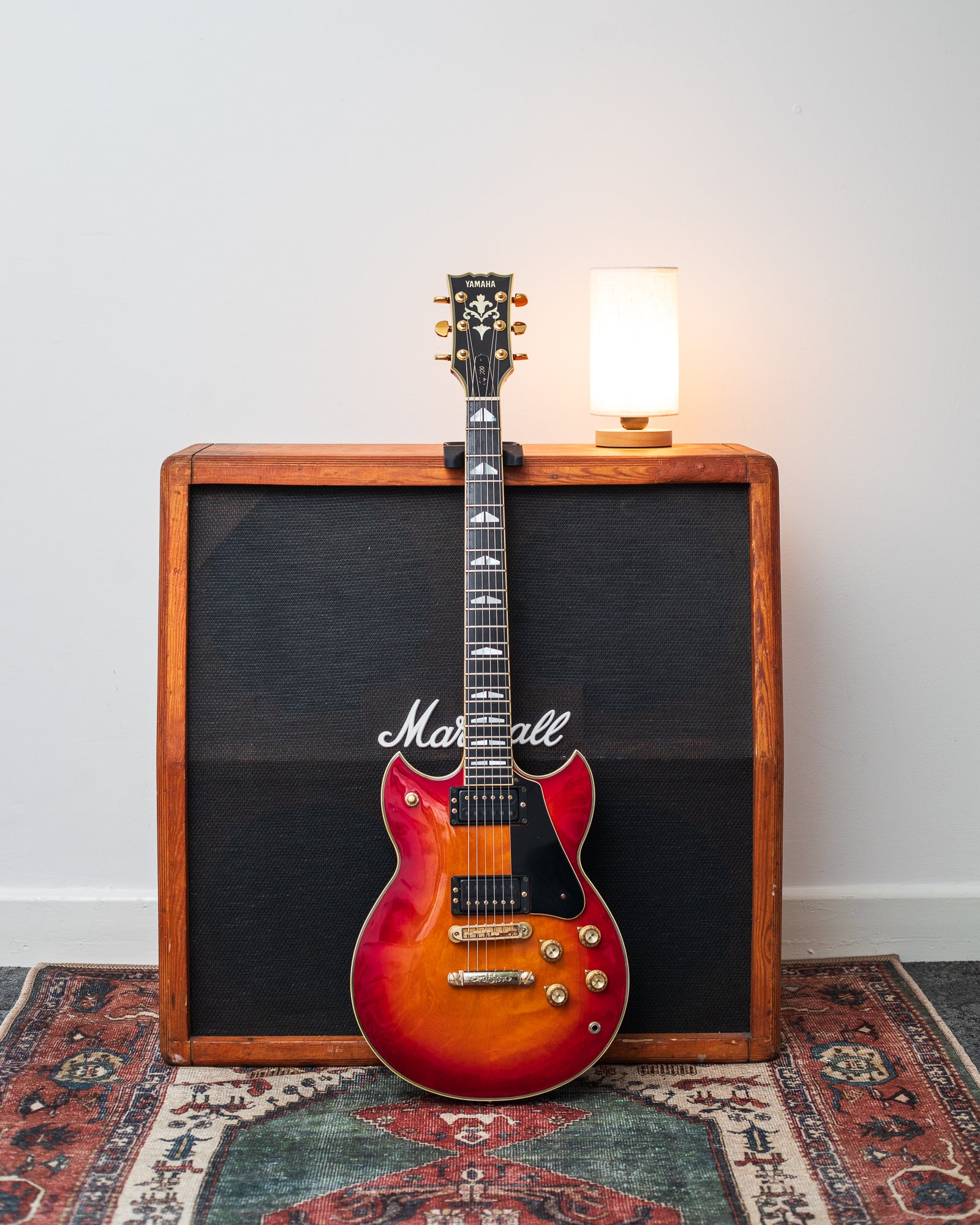 Yamaha SG-1000 - Cherry Sunburst (1982)