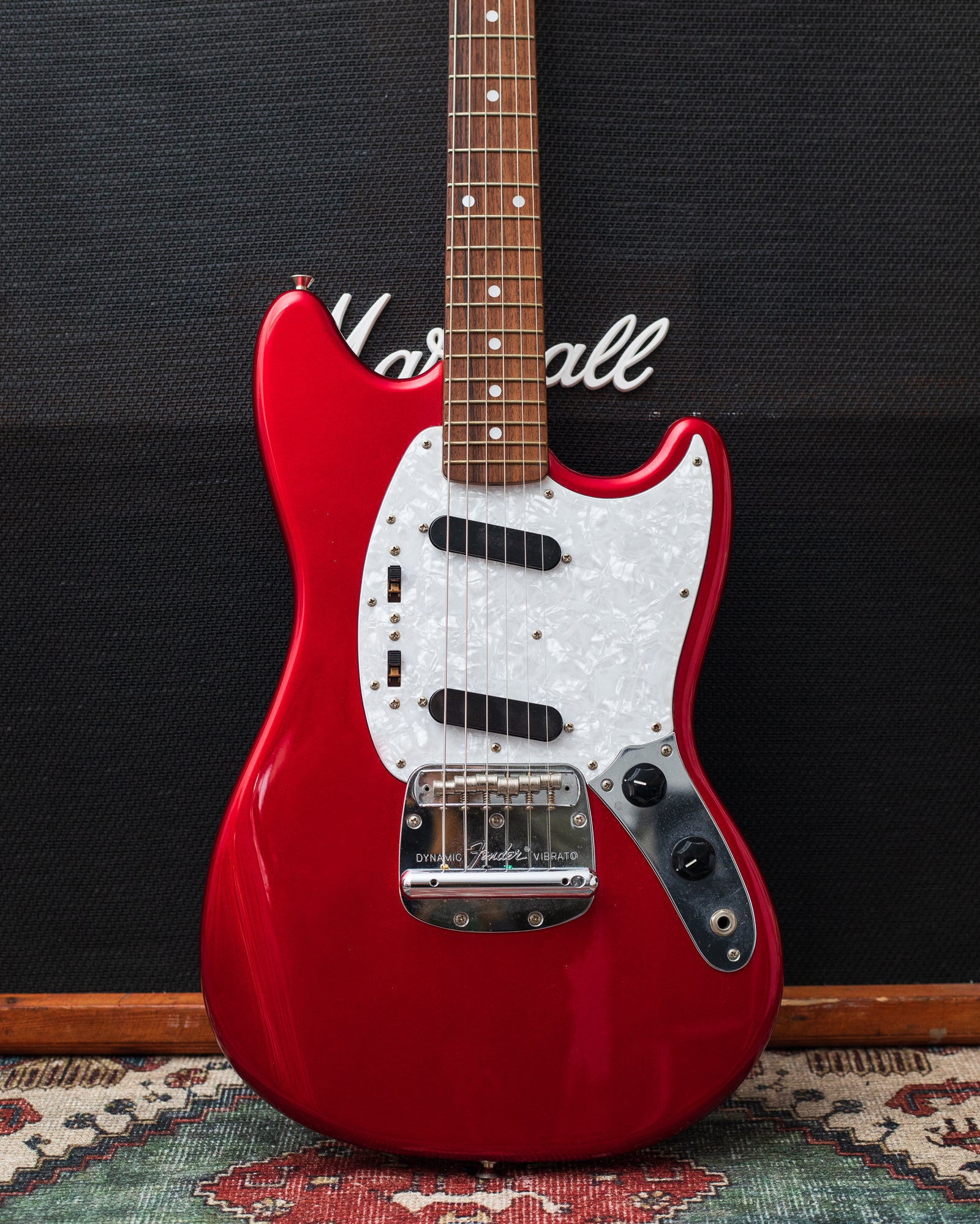 Fender Mustang MG69/MH - Candy Apple Red (2012)