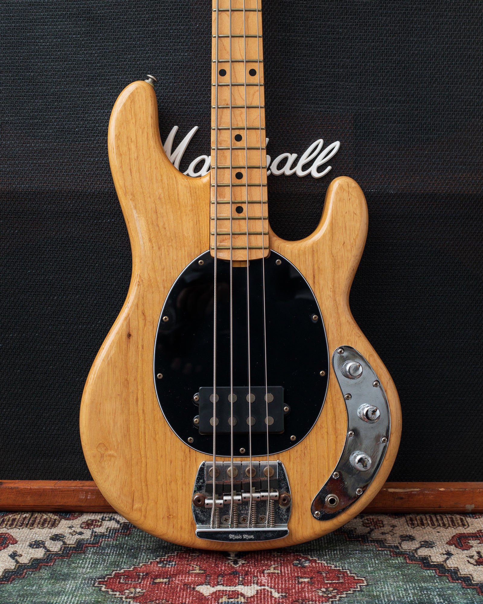 Music Man Stingray - Natural (Late 70's/Early 80's)