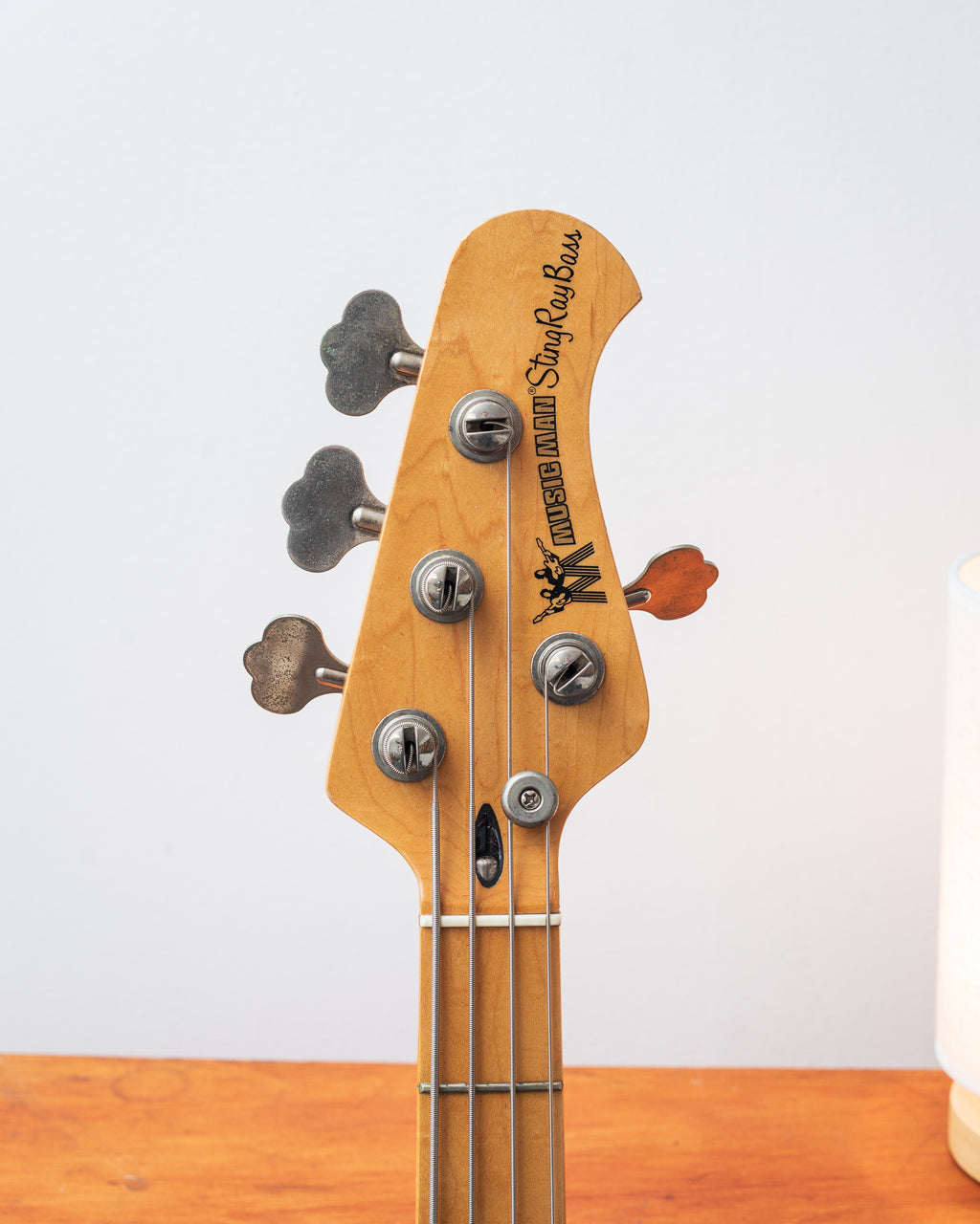 Music Man Stingray - Natural (Late 70's/Early 80's)