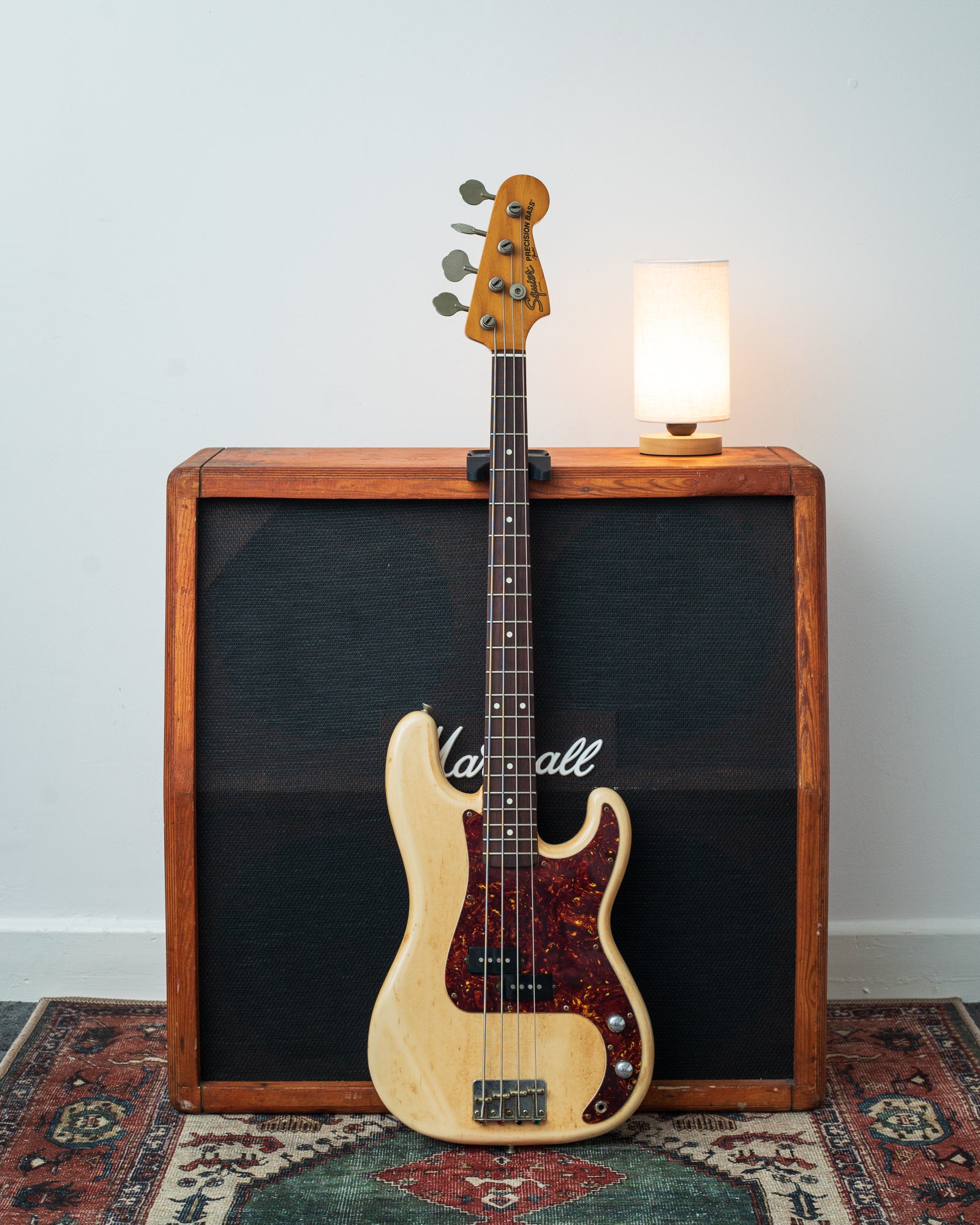 Squier JV Precision Bass Medium Scale - Olympic White (1982-1984)
