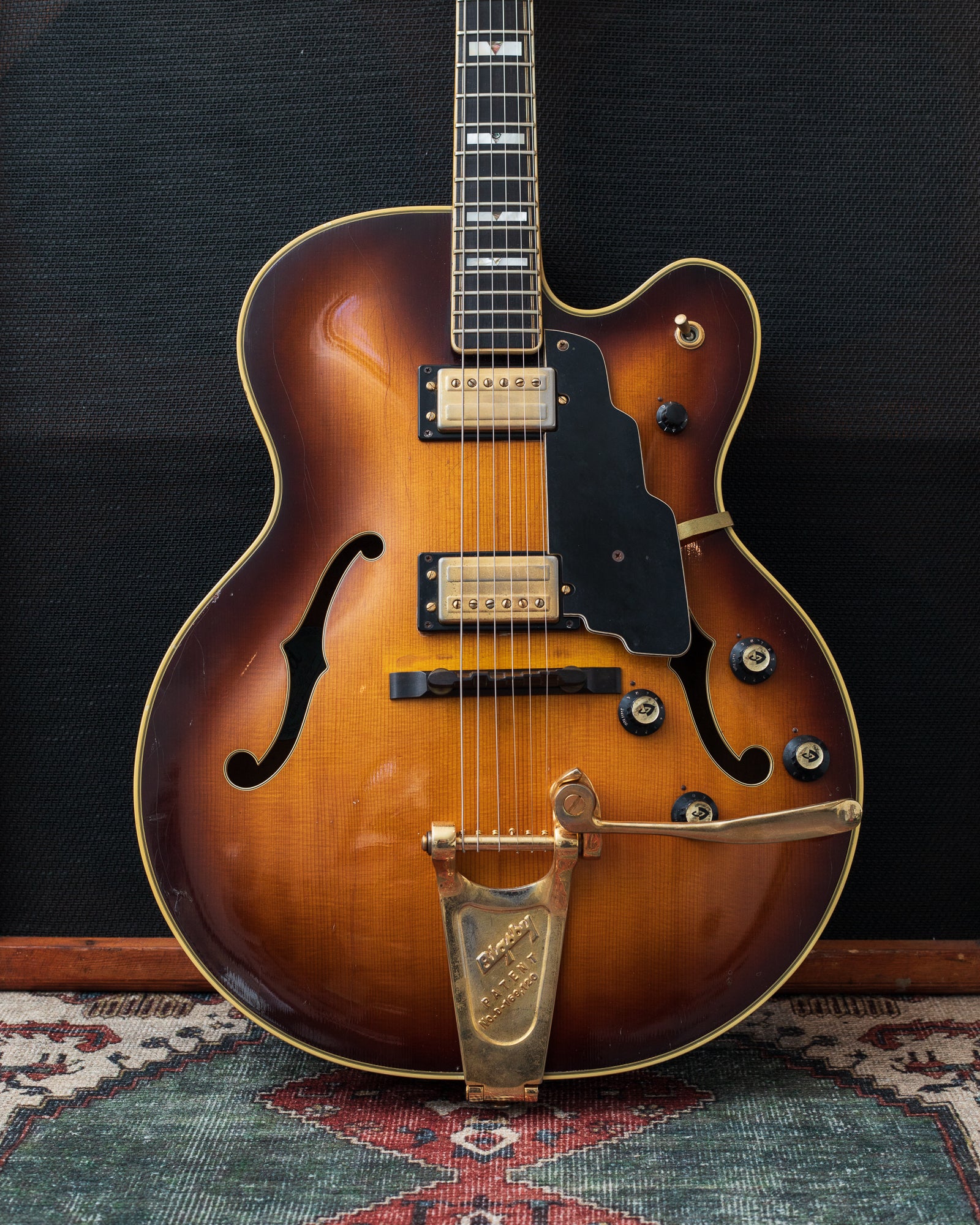 Guild X-500 Stuart - Tobacco Sunburst (1970's)