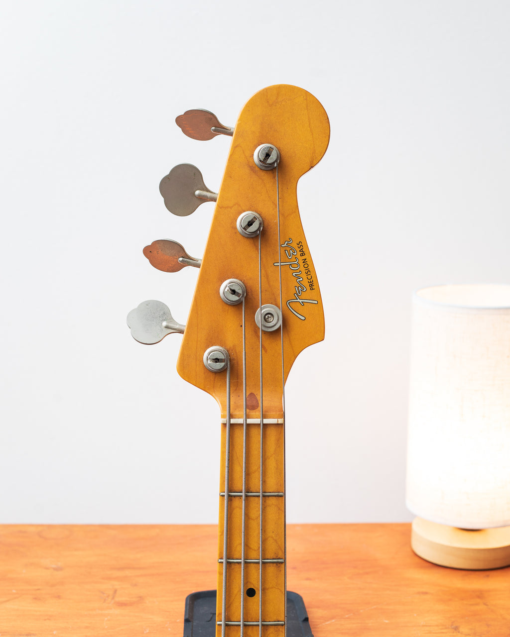 Fender PB57 Precision Bass - Vintage White (1999 - 2002)