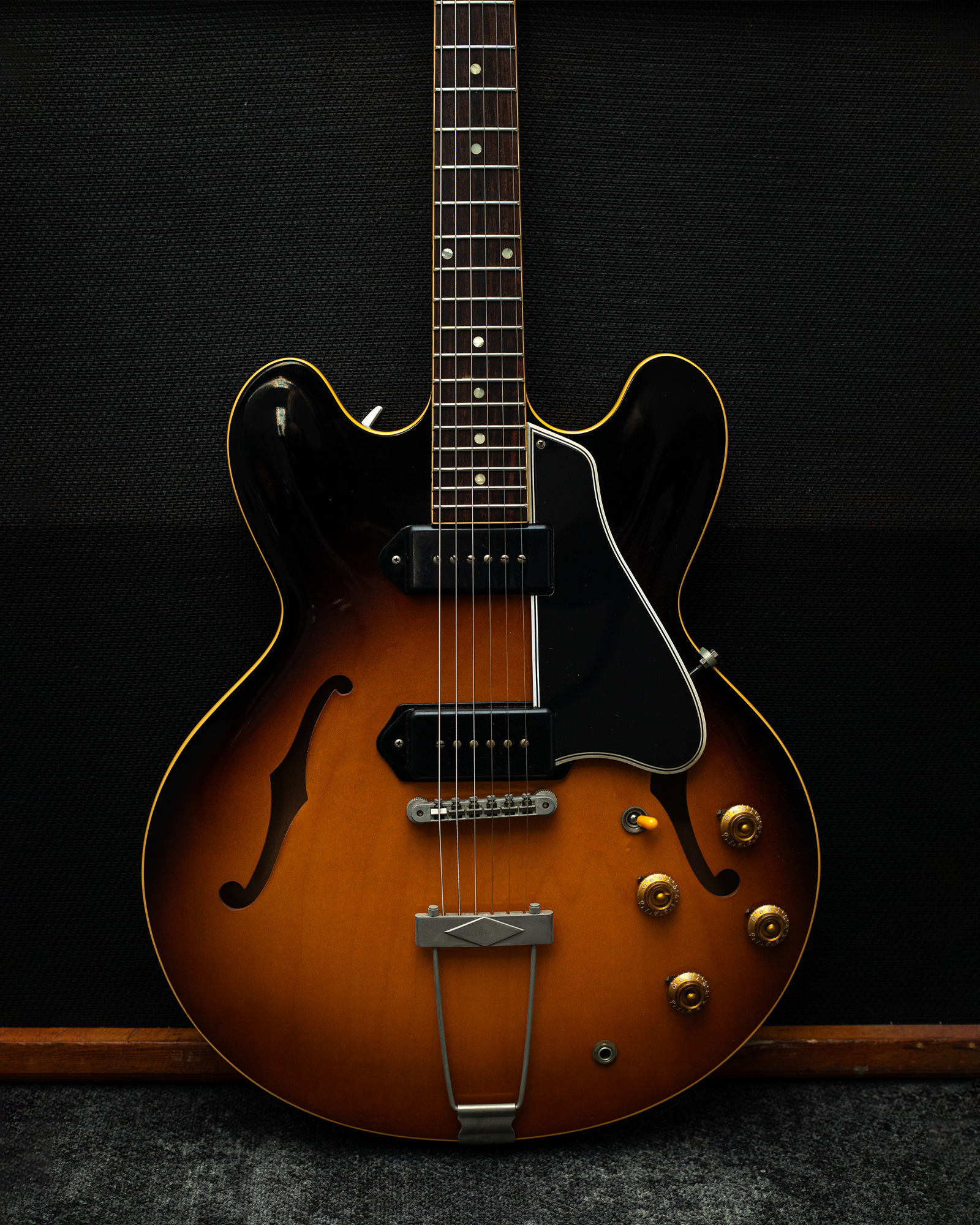 Gibson ES-330 Custom Shop - Tobacco Sunburst (2001)