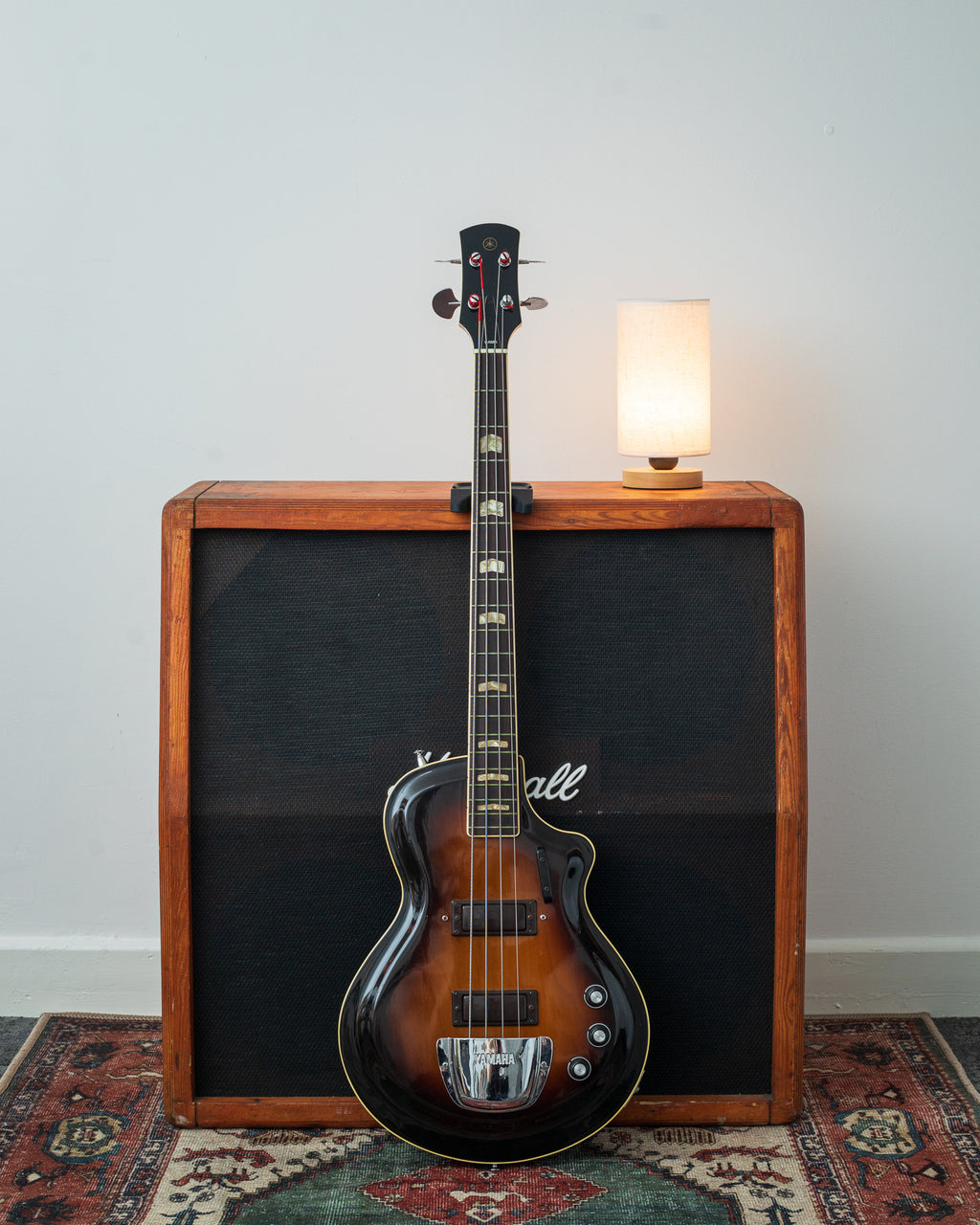 Yamaha SB-70 - Sunburst (1972-1973)