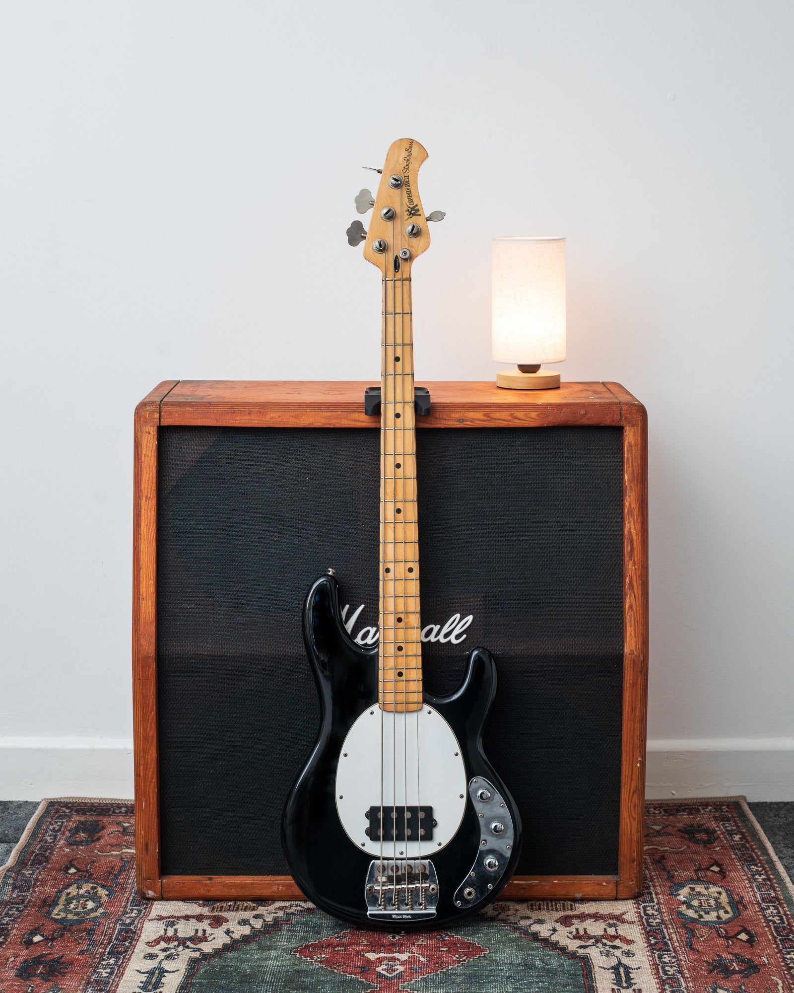Music Man Stingray - Black (1980-1981)
