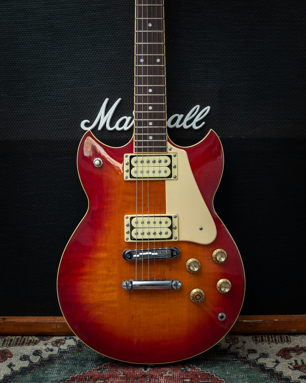 Yamaha SG-800S - Cherry Sunburst (1981-1982)