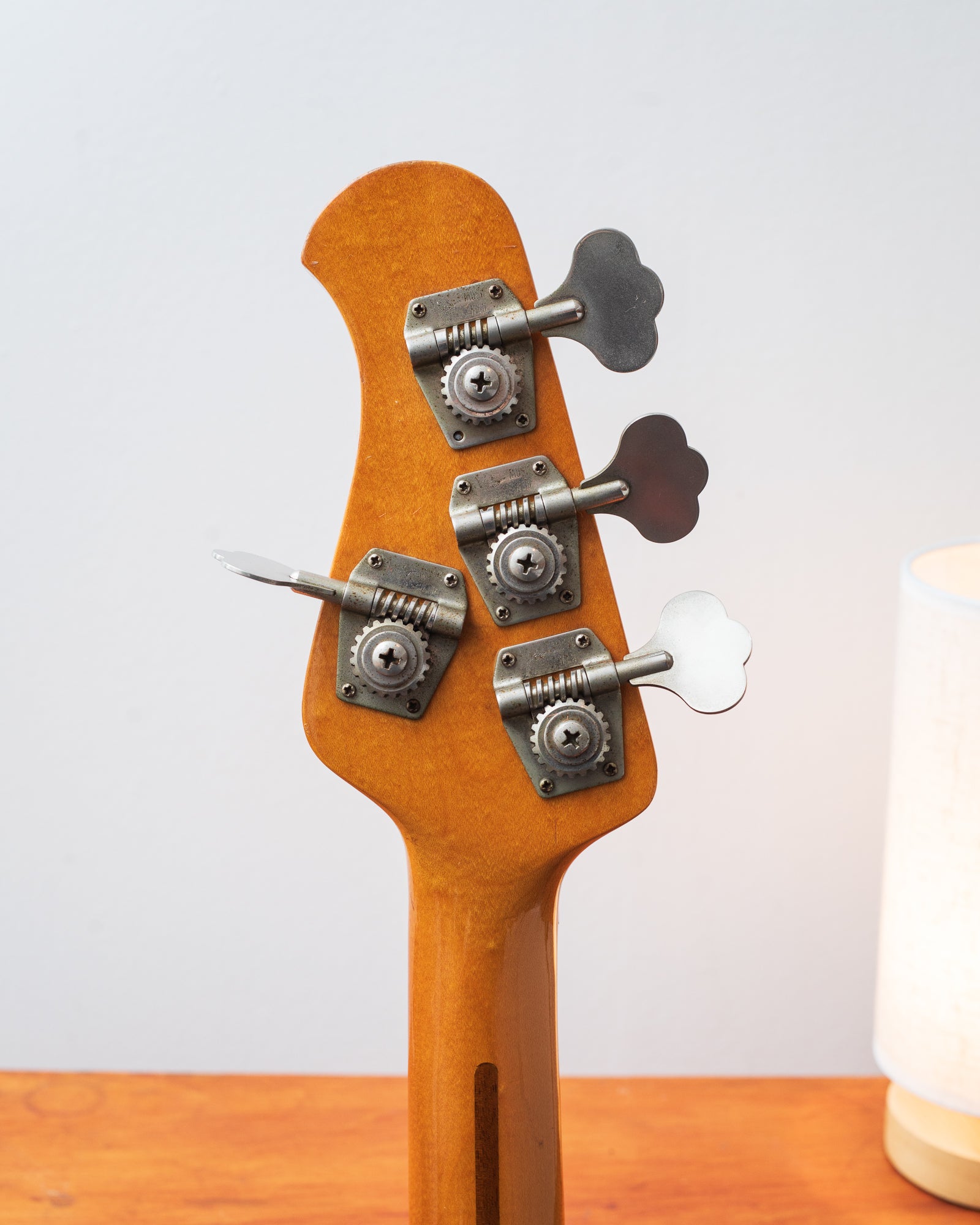 Music Man Stingray - Natural (1979-1980)