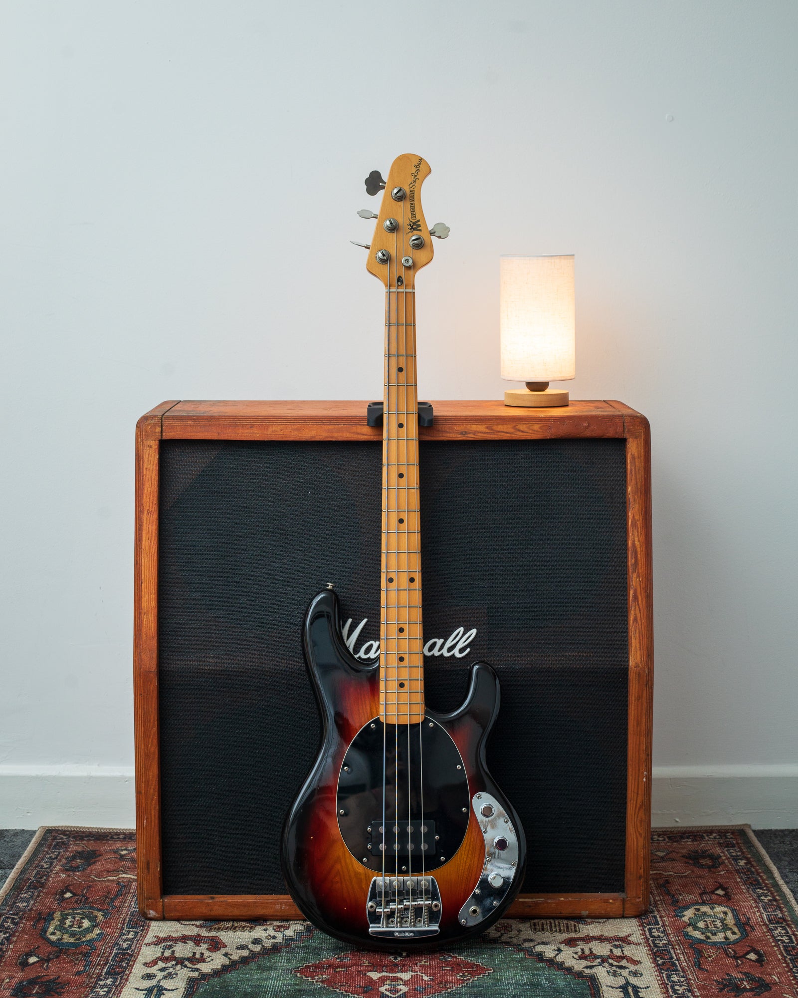 Music Man Stingray - Sunburst (1979-1981)