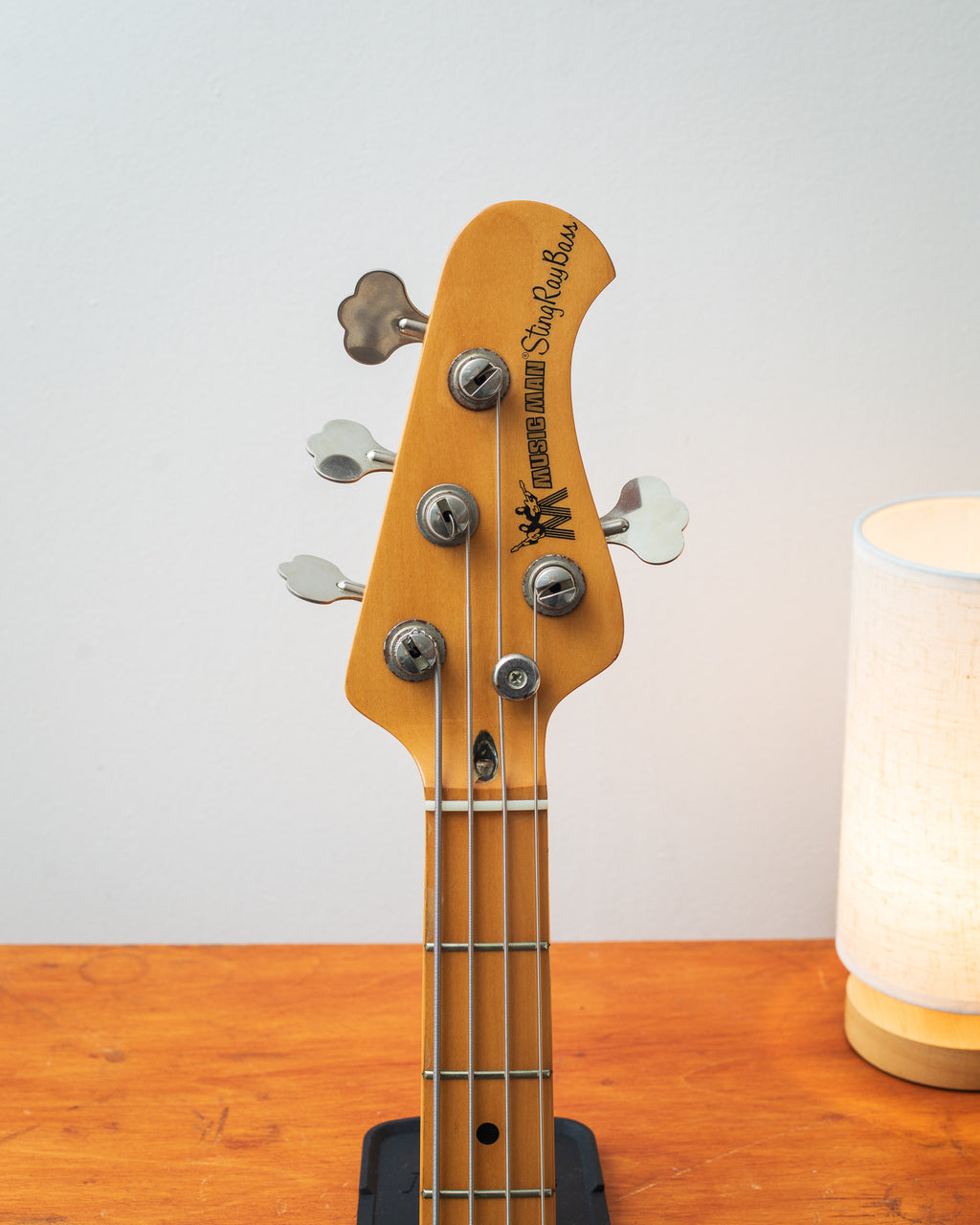 Music Man Stingray - Sunburst (1979-1981)