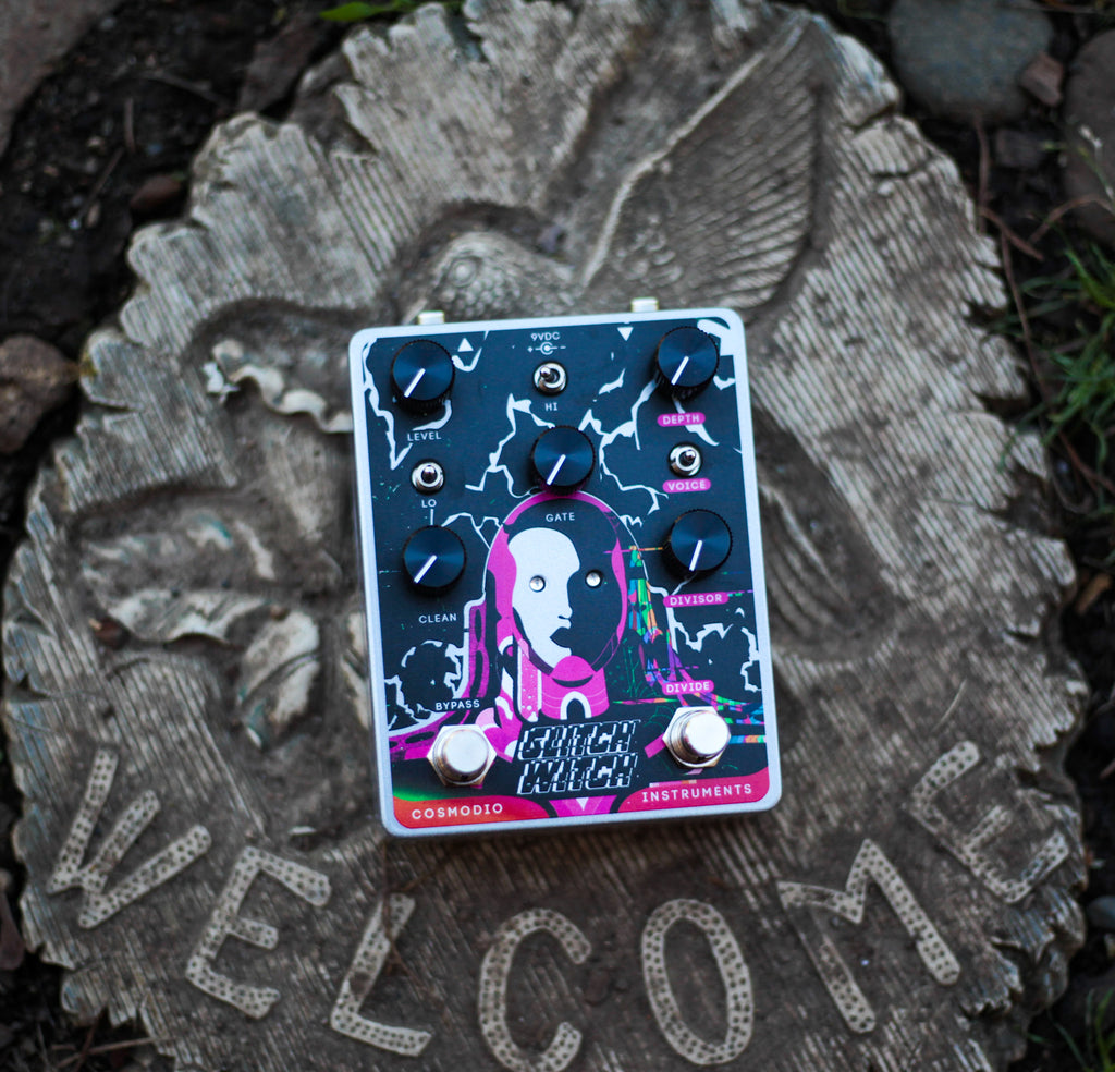 Cosmodio Instruments Glitch Witch Auto-Modulated CMOS Fuzz Pedal