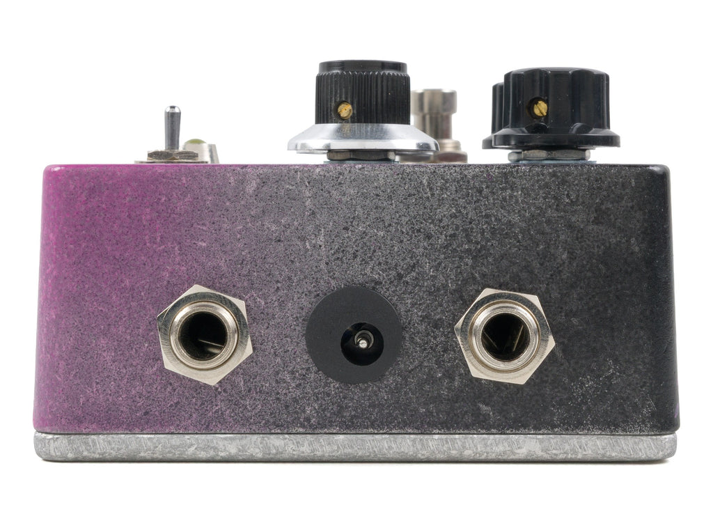 Non-Human Audio Mocking Blur - Weird Delay Pedal